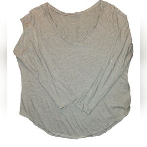 ⚠️Final Sale⚠️ Old Navy XXL V Neck striped top
